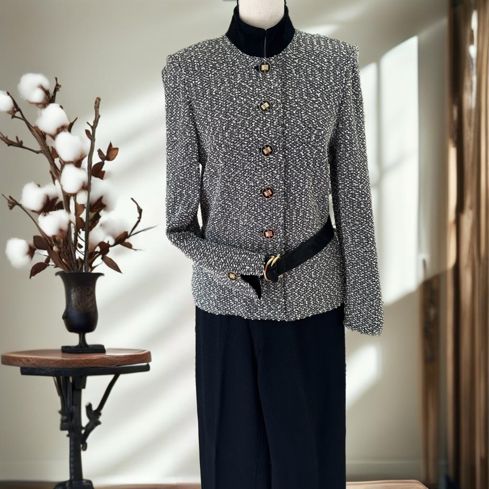 St John Black and White Tweed Knit Jacket Size 0